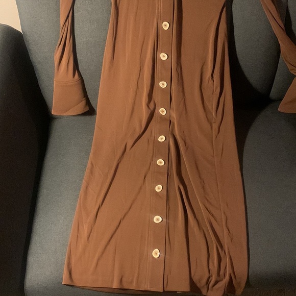 Song of style Alice Midi Dress in Chocolate Brown - Picture 3 of 6